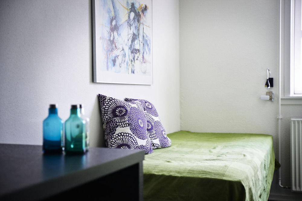 Ostello Stoberiet Svendborg Esterno foto A typical bedroom at the University of Stavanger